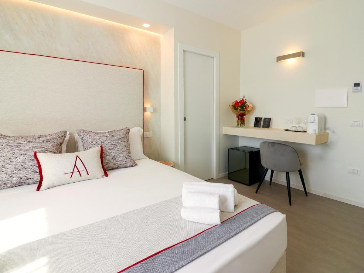Double A Luxury Room Olbia Exterior photo