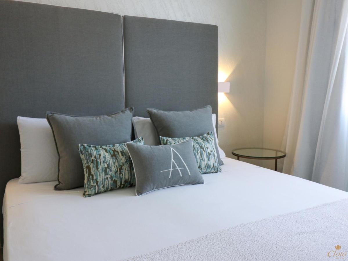Double A Luxury Room Olbia Exterior photo